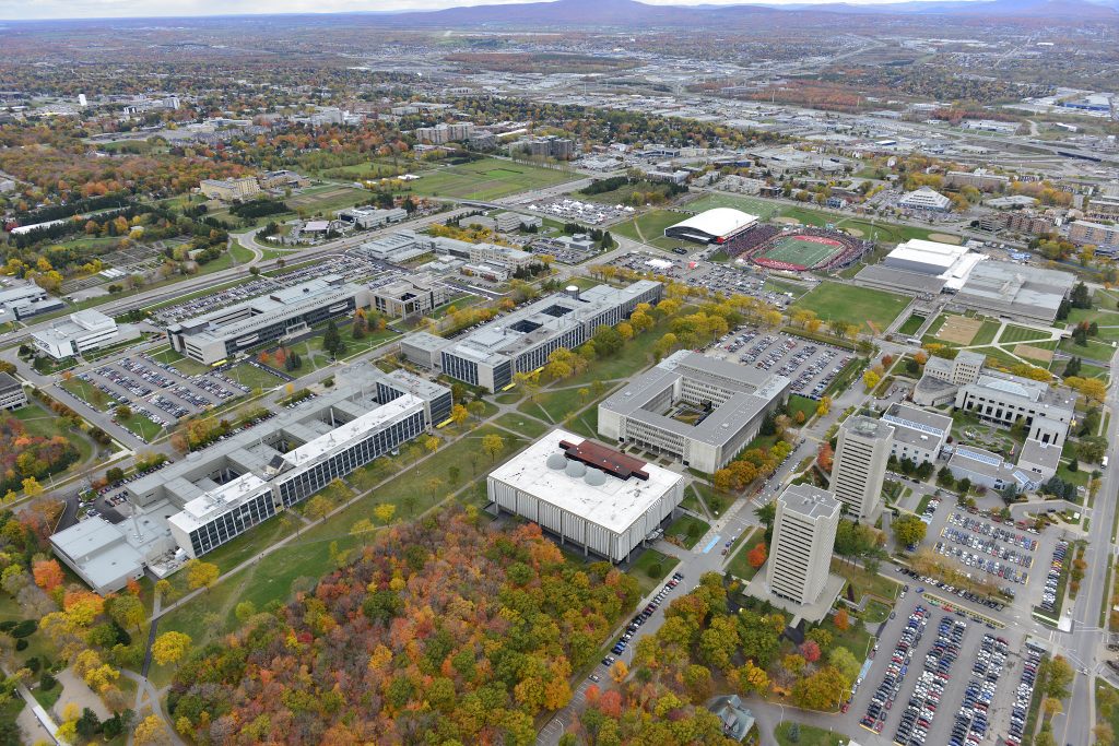 Vue aérienne du campus